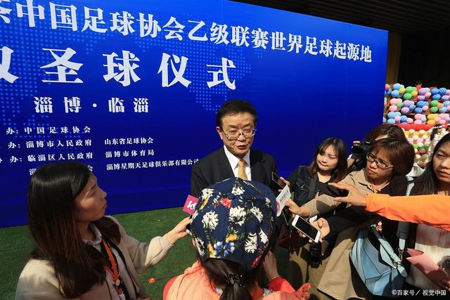 小迈克尔·布朗：自信迎战字母哥，表现不俗